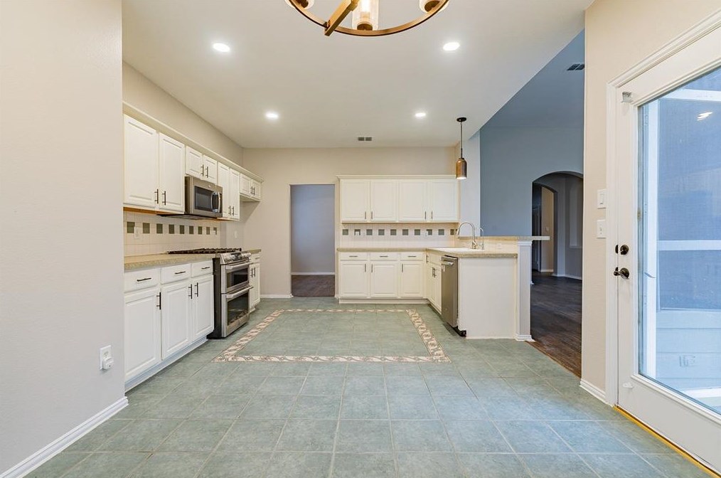 4619 Julian Dr, Mesquite TX 75150-8211 exterior