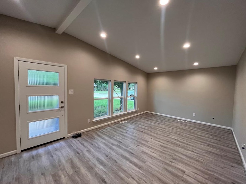 2009 Henry Dr, Irving, TX 75061