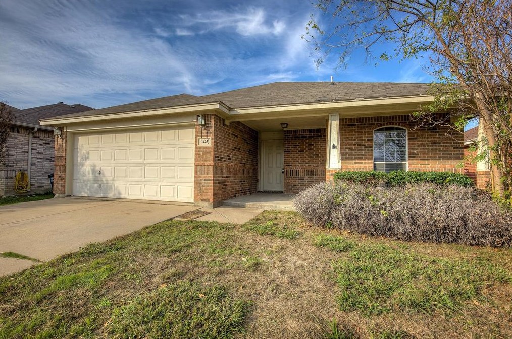 3125 Evangeline Rd, Fort Worth, TX 76140