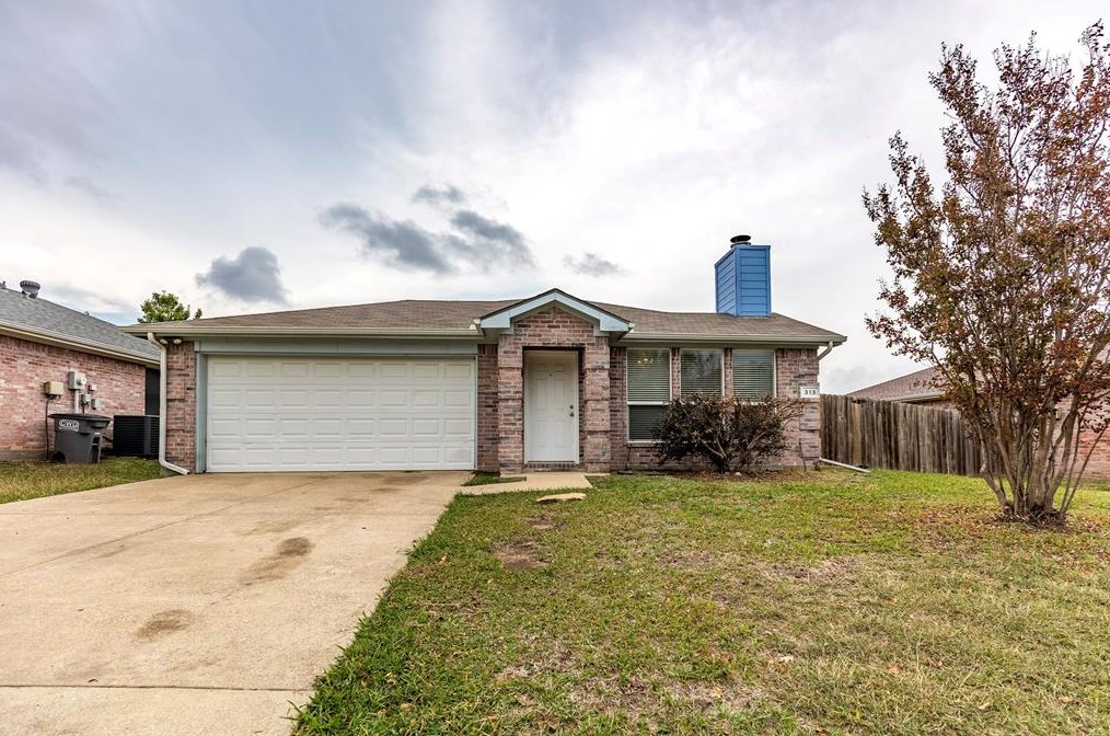 313 Lake Wichita Dr, St Paul, TX 75098