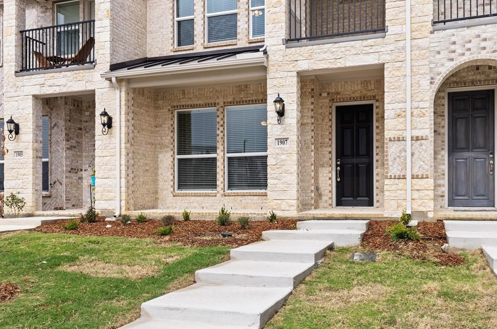 1907 Wittington Pl, Dallas, TX 75234