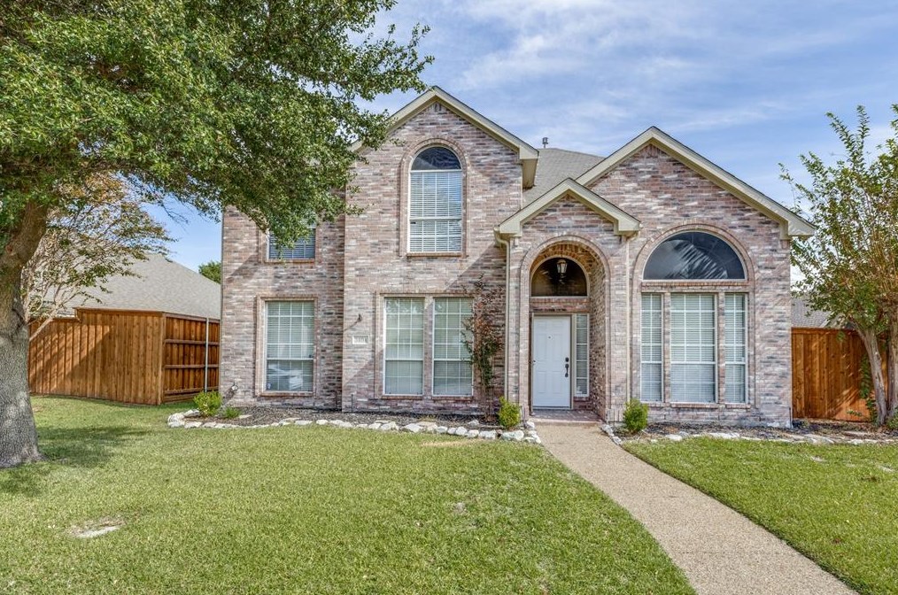 5404 Highlands Dr, Mckinney TX  75070-7628 exterior