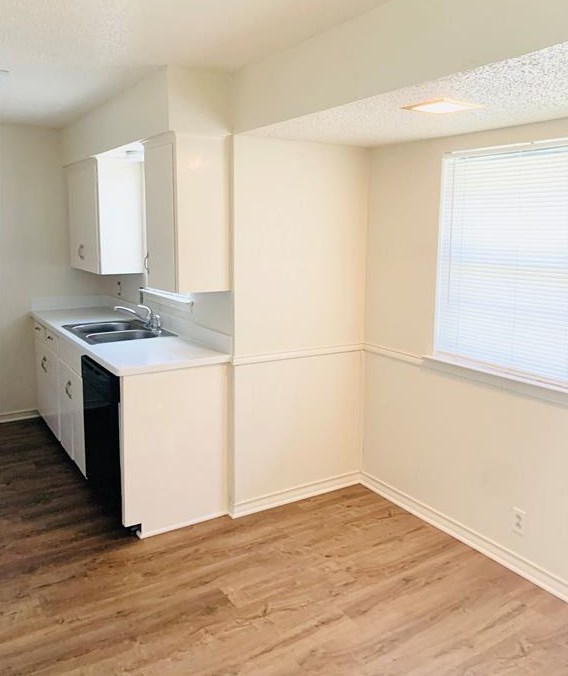 2716 Mark Dr, Mesquite TX  75150-5141 exterior