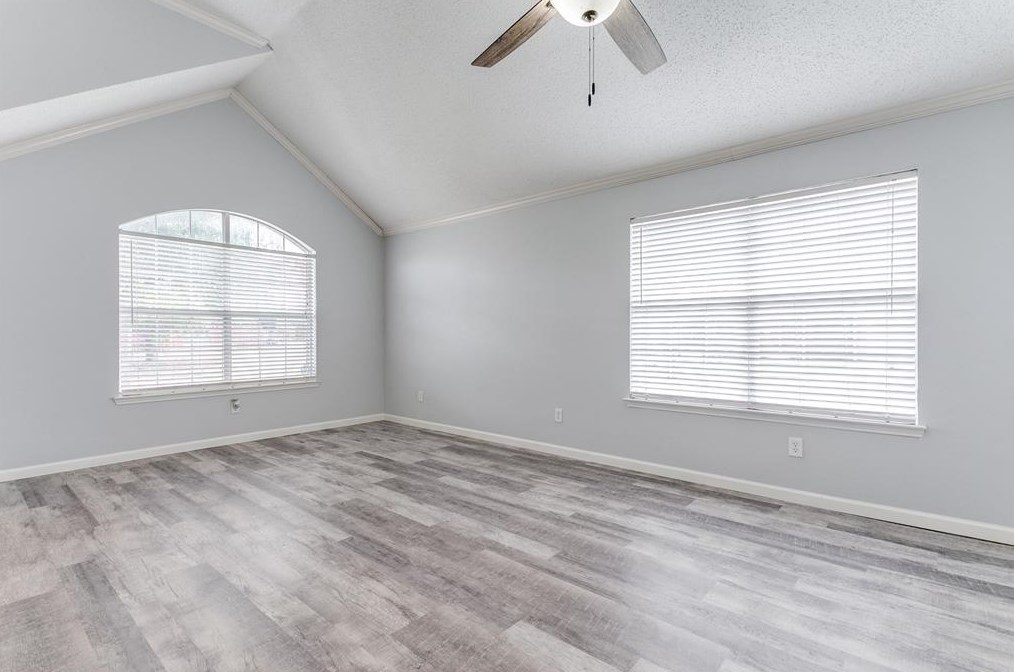 5701 Rio Grande Dr, Fort Worth, TX 76137