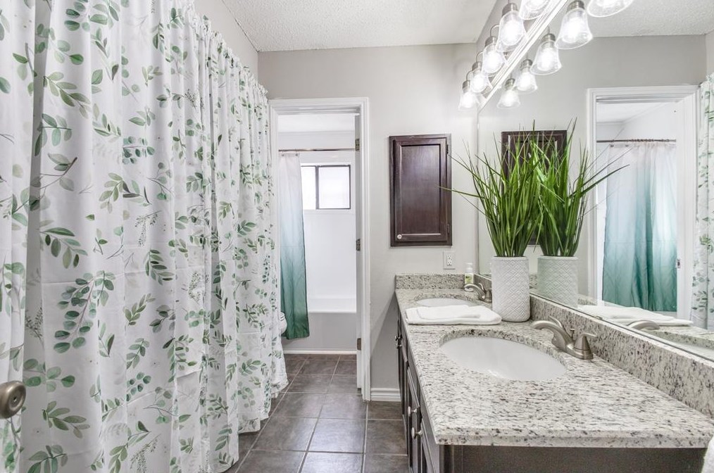 1631 Windmill Ln, Mesquite TX 75149-6863 exterior