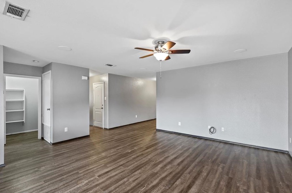 1626 Dream Catcher Way, Krum, TX 76249