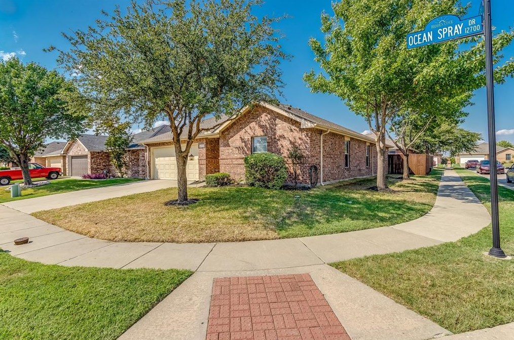 12733 Ocean Spray Dr, Frisco, TX 75034