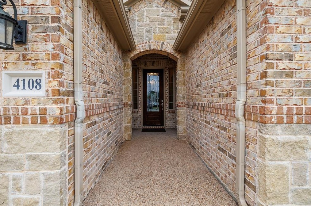 4108 Rufe Snow Dr, Fort Worth, TX 76180