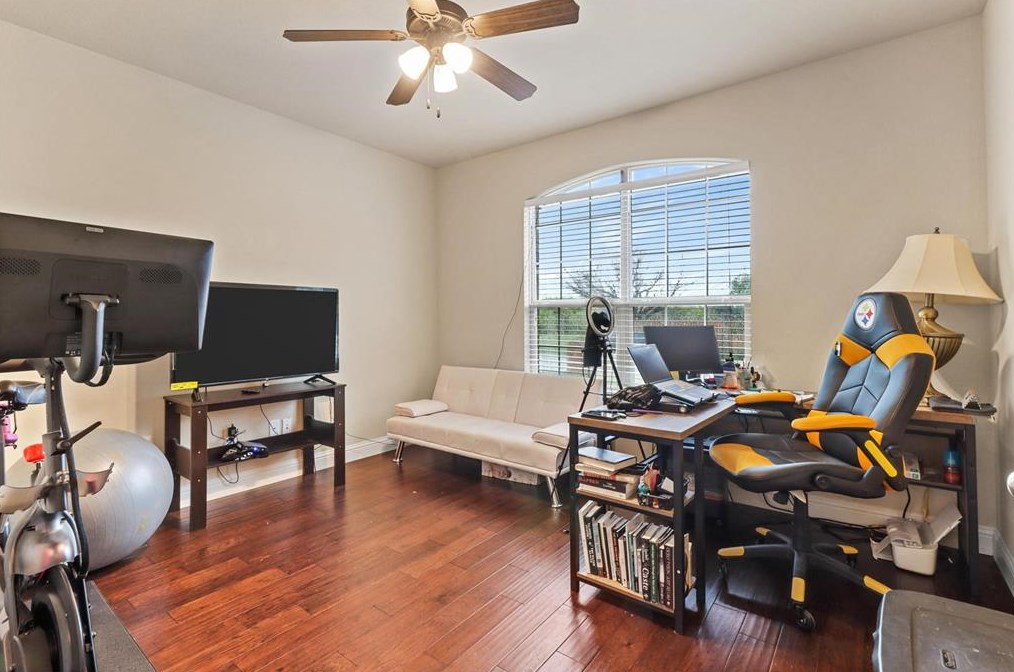 3231 Clear Springs Dr, Forney, TX 75126-6713