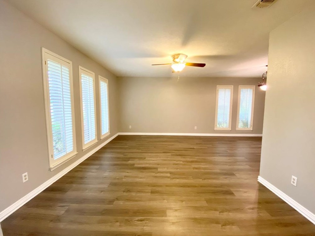 402 Lawndale Dr, Richardson, TX 75080