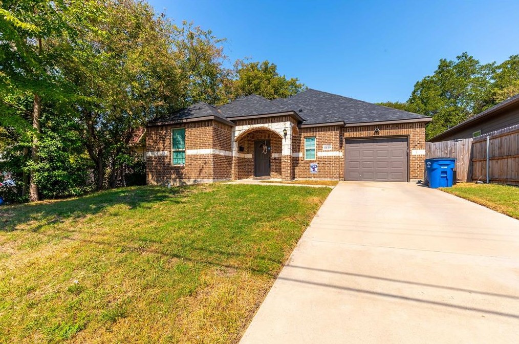 1419 Oakley Ave, Dallas, TX 75216