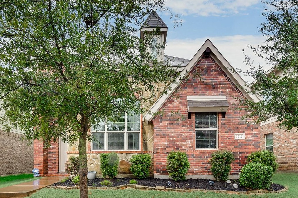 1613 Applegate Way, Royse City TX  75189-8115 exterior