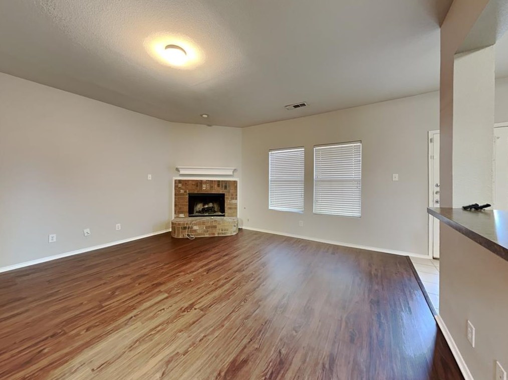 5841 Show Master Ln, Fort Worth, TX 76179