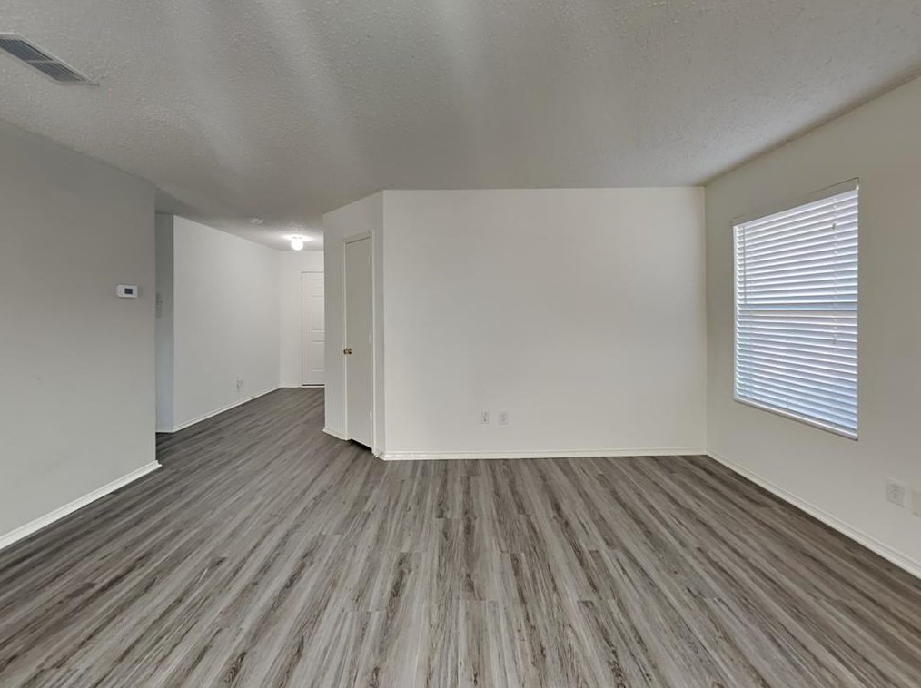 9017 Napa Valley Tr, Keller, TX 76244