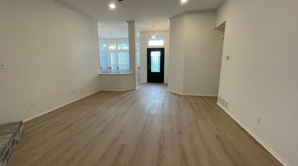 1615 Palisades Dr, Carrollton, TX 75007