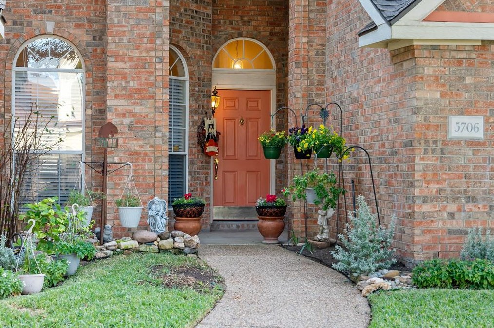 5706 Mckinley Ln, Richardson, TX 75082