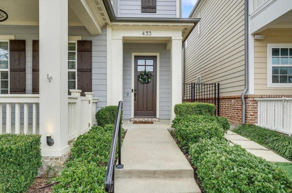 453 Travis St, Coppell, TX 75019-4508