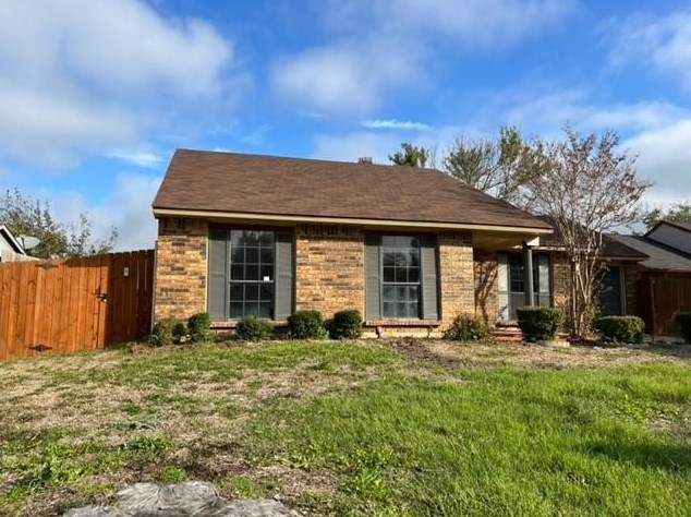 6971 Newberry Ct W, Fort Worth, TX 76120