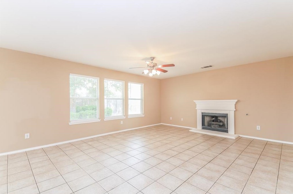 1002 Chatham Ln, Forney TX  75126-6482 exterior