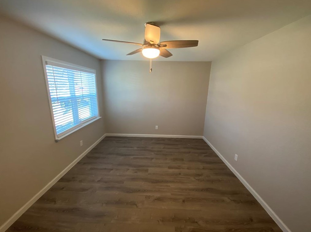 1512 Longview St, Mesquite, TX 75149