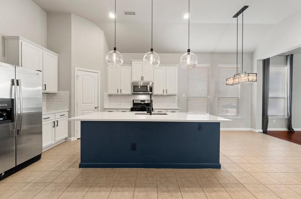 3208 Thicket Dr, Mckinney TX  75071-8422 exterior