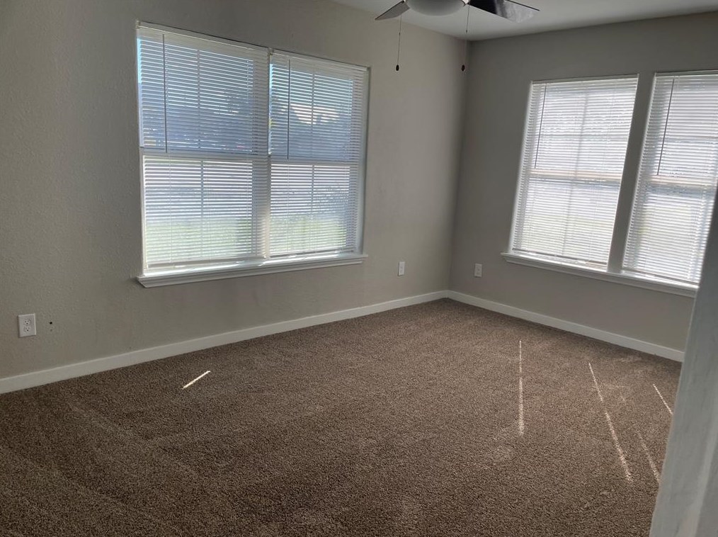 105 N Johnson St, Farmersville, TX 75442