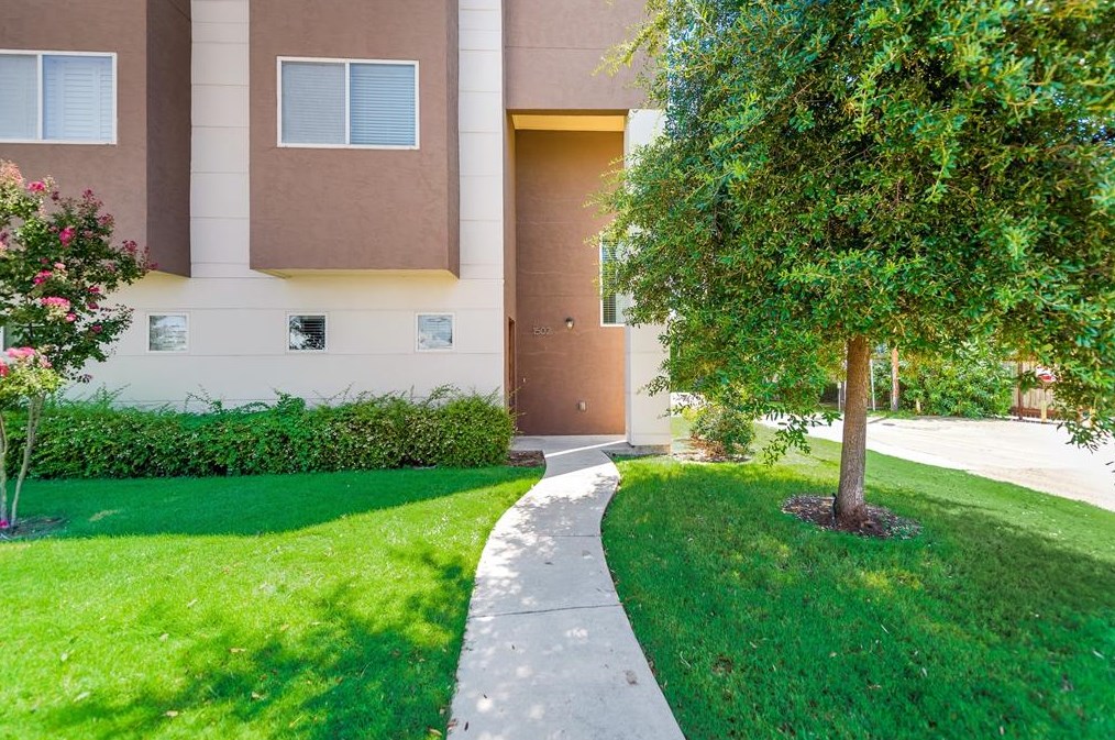 1502 Hope St, Dallas, TX 75206
