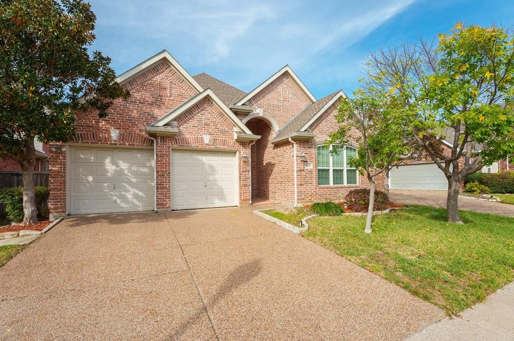1644 Kimble Dr, Carrollton, TX 75010