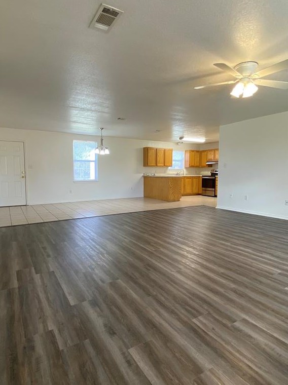 4406 Bobbie Ann Dr, Granbury, TX 76049