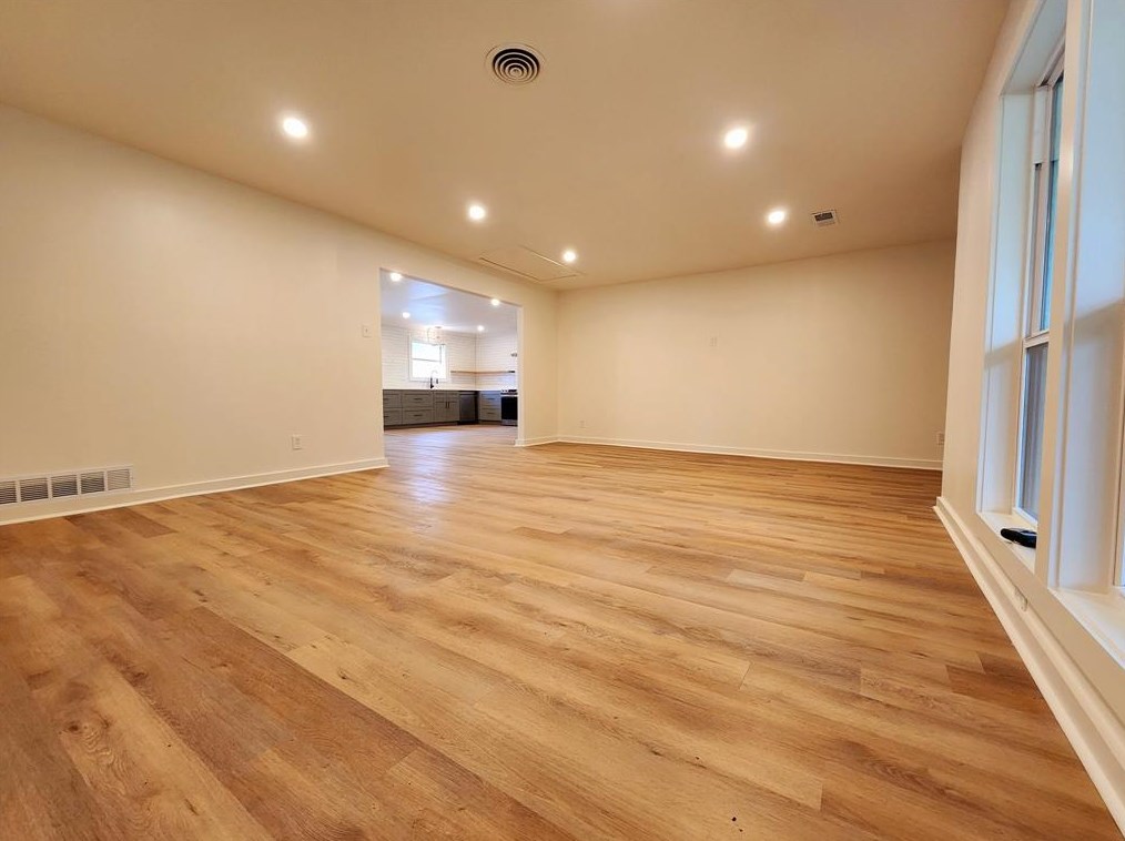 1327 Cloverdale Dr, Richardson, TX 75080