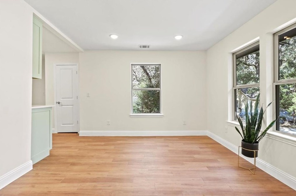 3030 Mecca St, Fort Worth TX  76119-3228 exterior