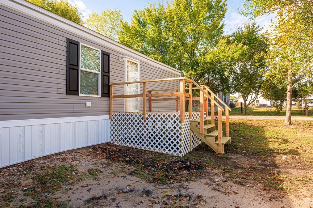 747 Smith Acres Dr, Royse City, TX 75189