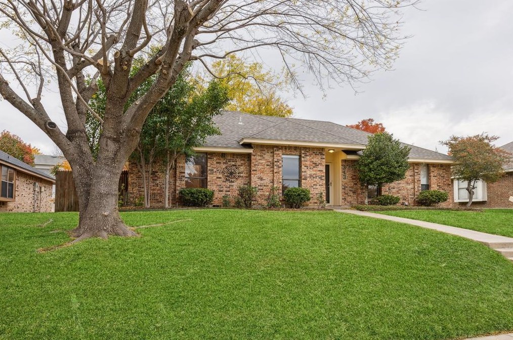 343 Aspenway Dr, Coppell TX  75019-5514 exterior