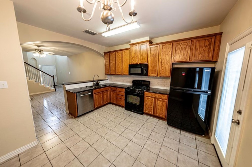 7953 Hannah St, Plano, TX 75025