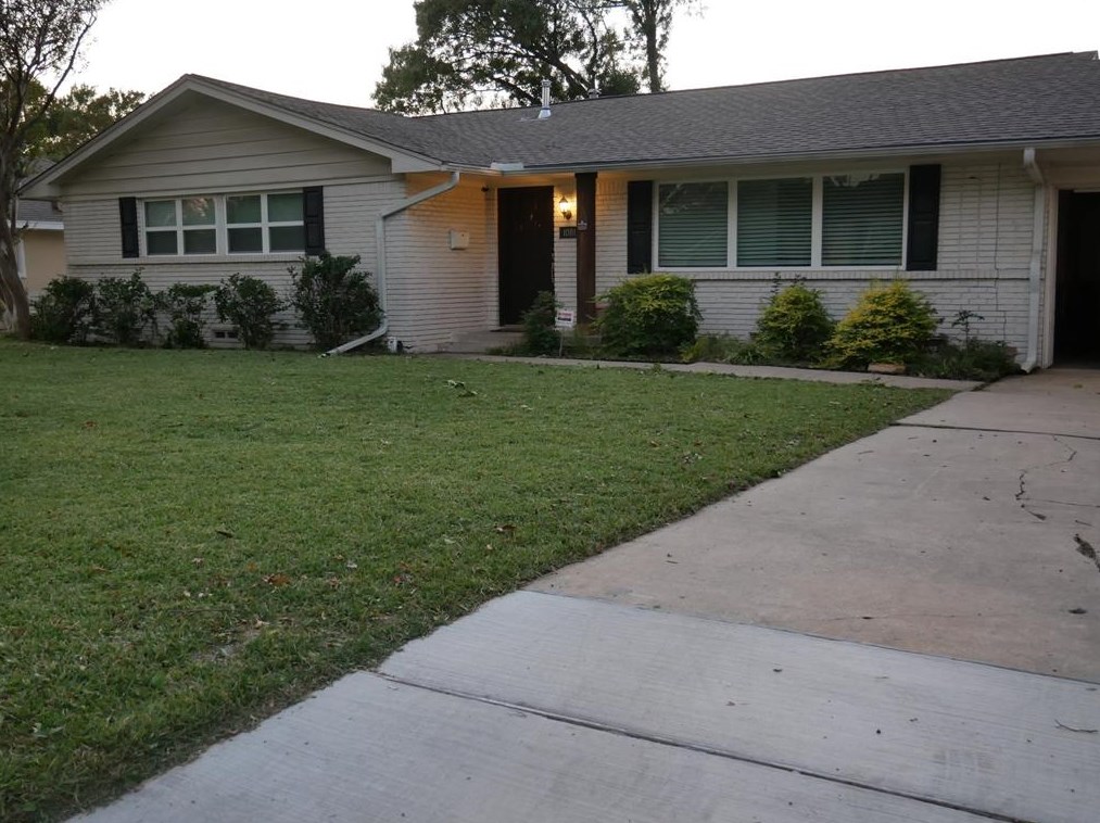 10811 Beauty Ln, Dallas, TX 75229