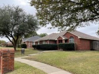 8261 Hyde Park Dr, Frisco, TX 75035