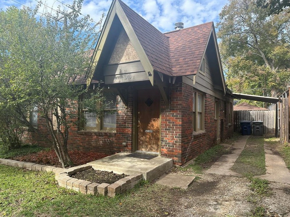 6303 Velasco Ave, Dallas, TX 75214