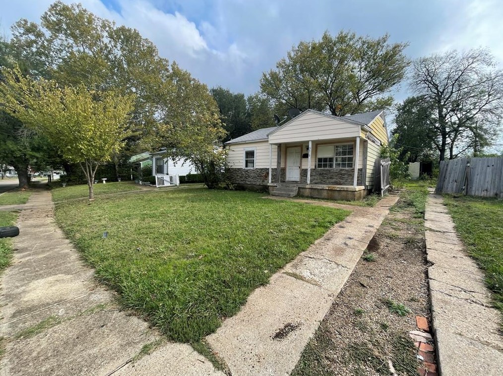 3123 Kellogg Ave, Dallas, TX 75216-4614