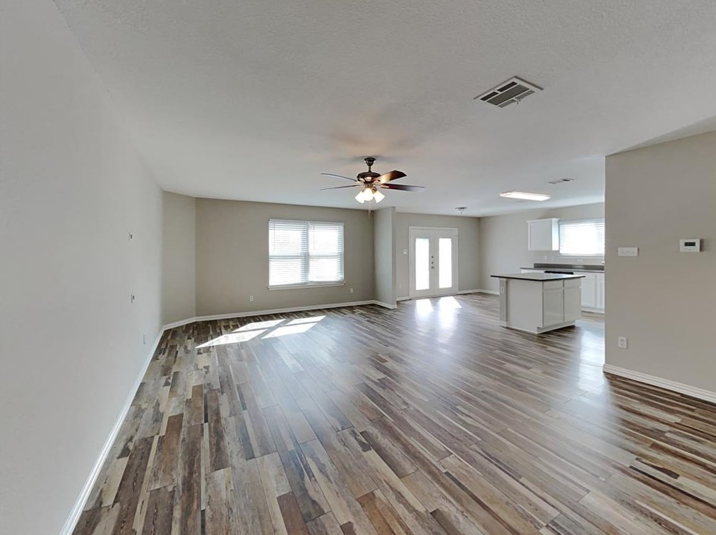 117 Hancock St, Venus, TX 76084-3726