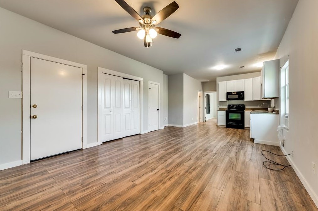626 W Crawford St #202, Denison, TX 75020