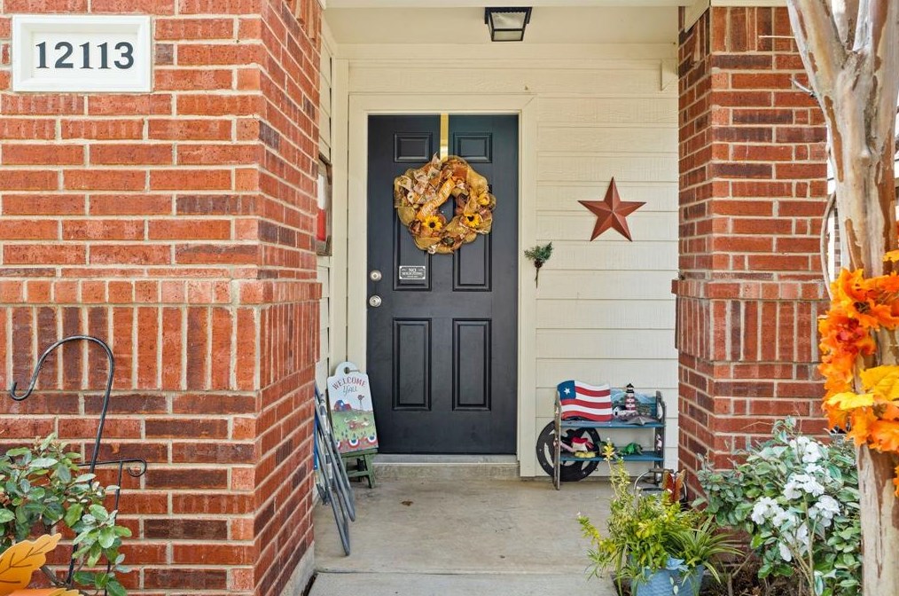 12113 Angel Food Ln, Keller, TX 76244-8820