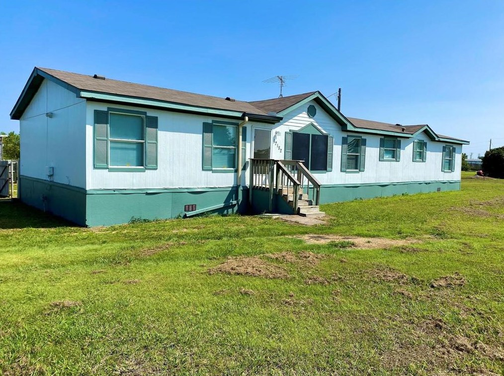 12182 Thistle Ln, Justin, TX 76247