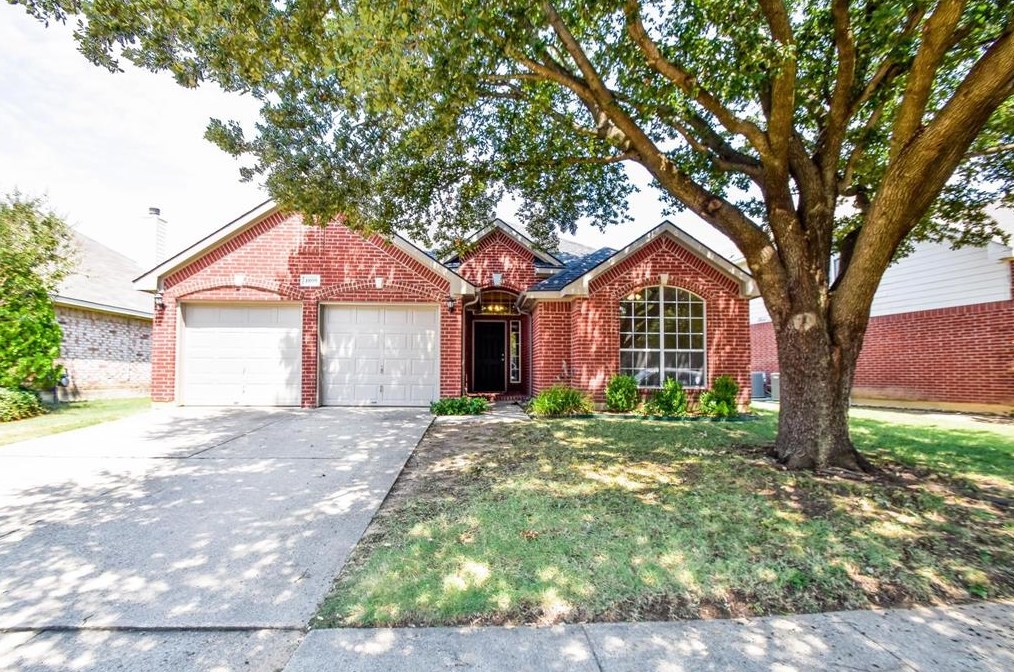 4809 Grainger Trl, Fort Worth, TX 76137