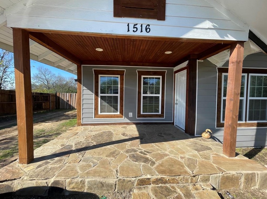 1516 S Edgewood Ter, Fort Worth, TX 76103