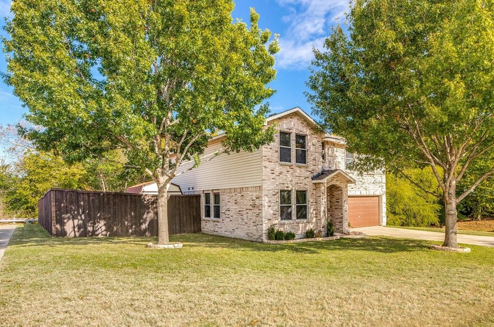 2412 Avalon Creek Way, McKinney, TX 75071