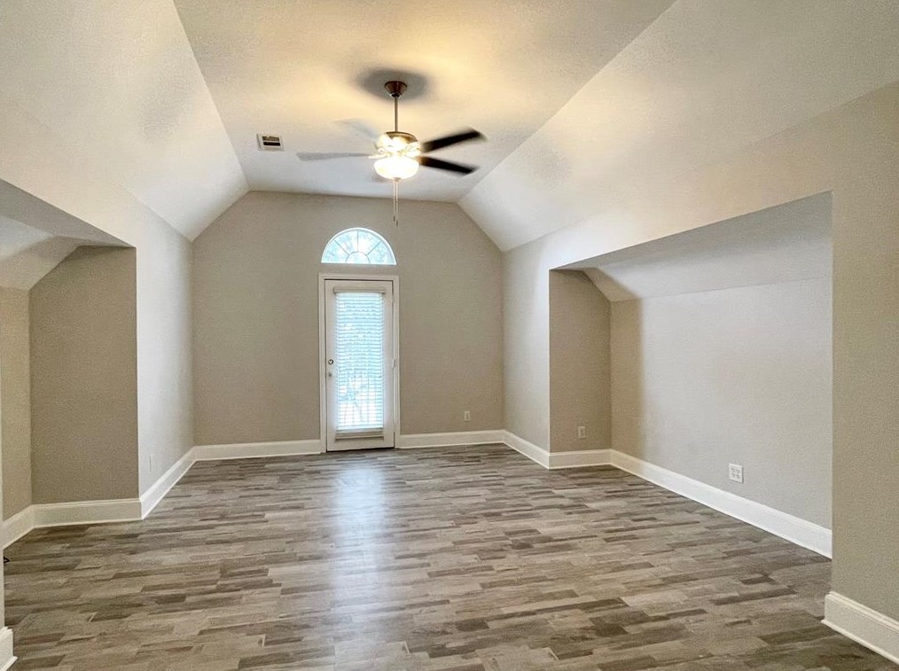 9617 Fairway Vis Dr, Rowlett TX 75089-8433 exterior