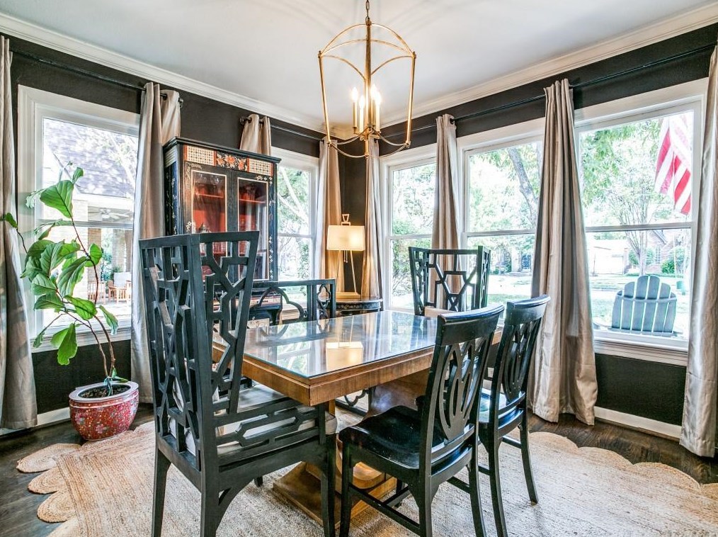 423 Valencia St, Dallas TX  75223-1318 exterior