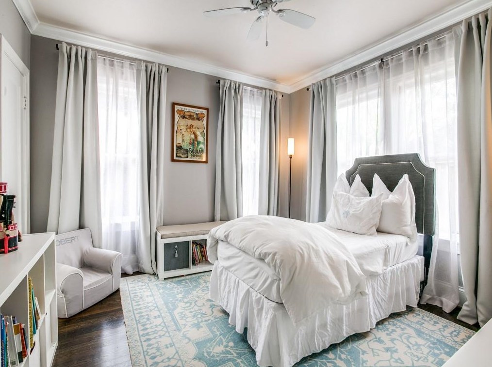 423 Valencia St, Dallas TX  75223-1318 exterior