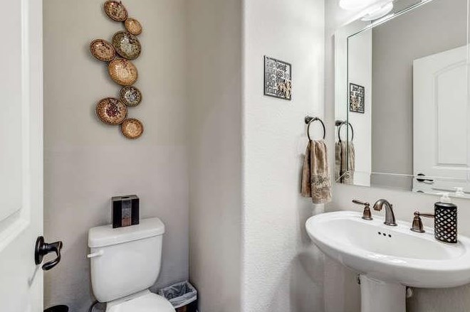 520 Reale Dr, Irving, TX 75039