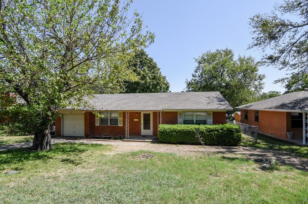 711 S College St, McKinney, TX 75069